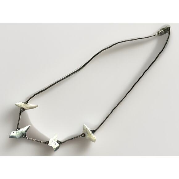 Native American 925 Liquid Silver Necklace Carved MOP Birds Fetish Necklace 14” - Picture 6 of 11